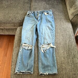 Abercrombie ultra high rise ankle straight ripped denim